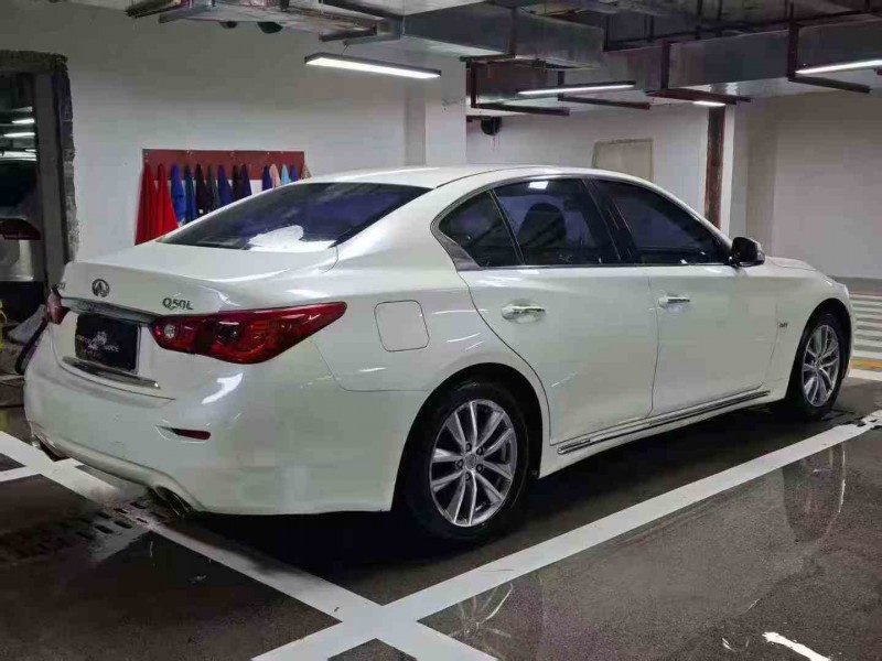 遵义17年英菲尼迪Q50L7