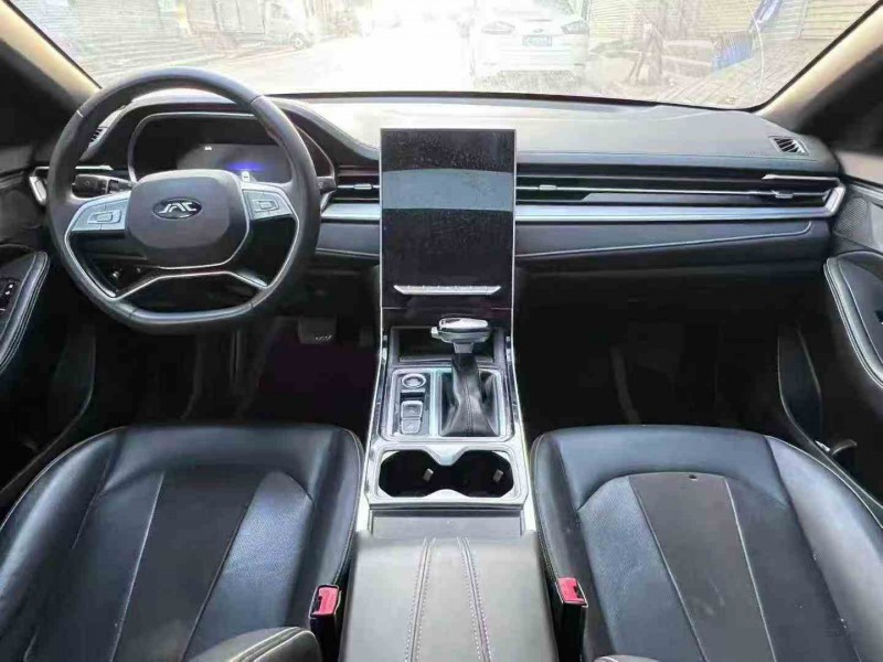 安顺23年江淮思皓4