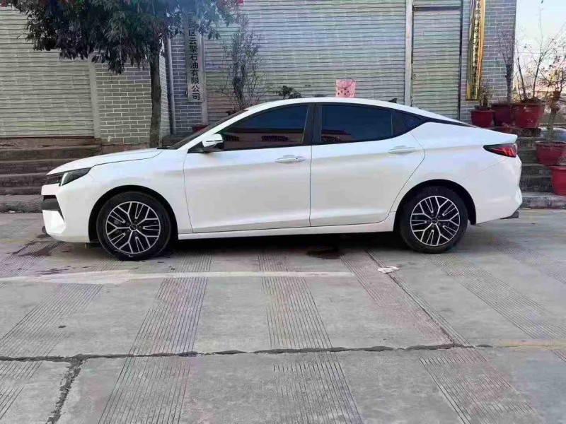 安顺23年江淮思皓7