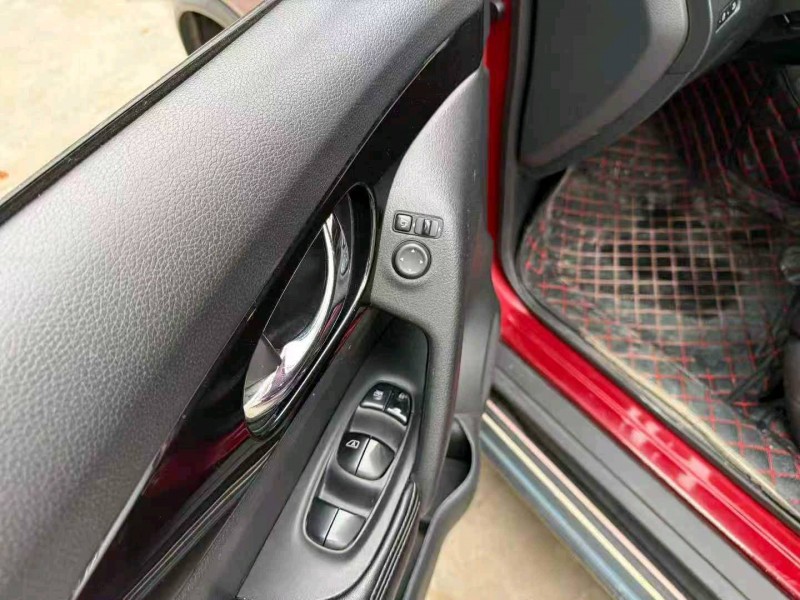 长沙20年日产奇骏8