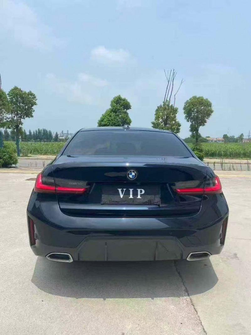 襄阳23年宝马3系9