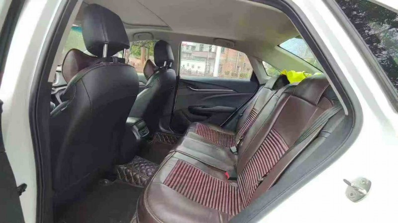 湛江21年别克英朗5