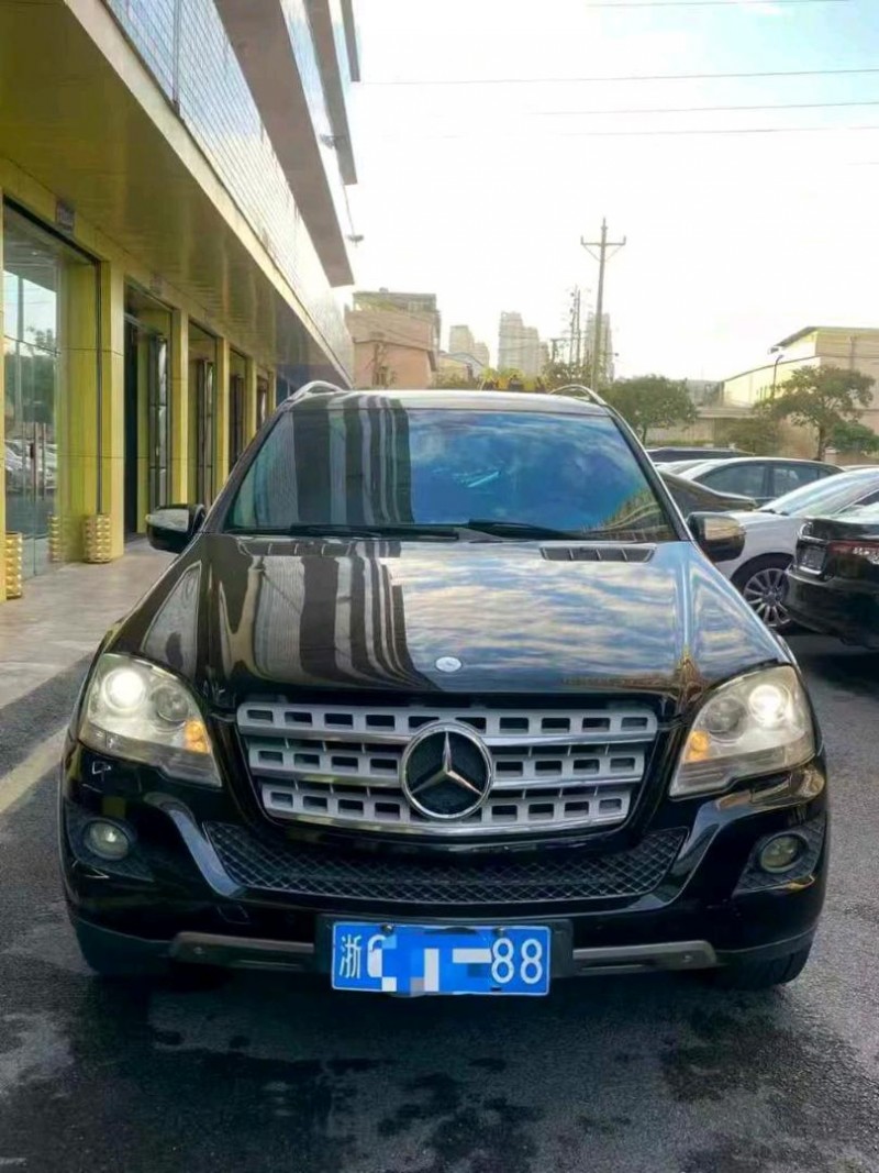 广州11年奔驰ML1