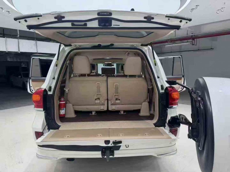 泸州16年丰田兰德酷路泽7