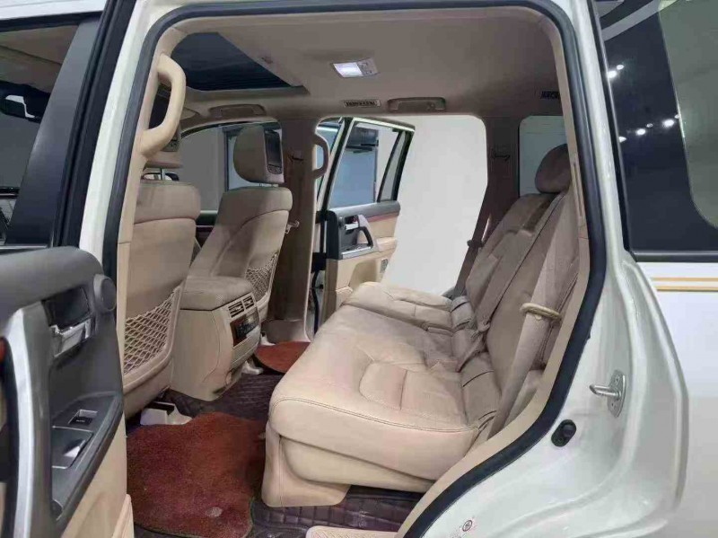 泸州16年丰田兰德酷路泽8