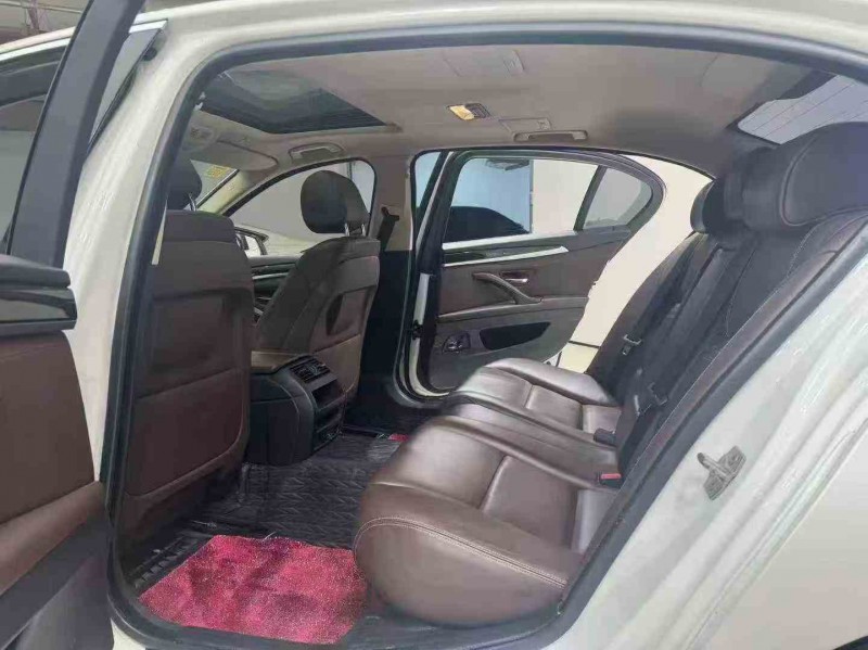 广安15年宝马5系6