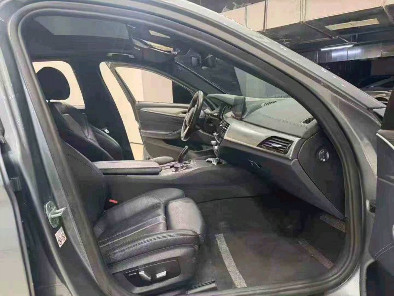 攀枝花18年宝马5系4