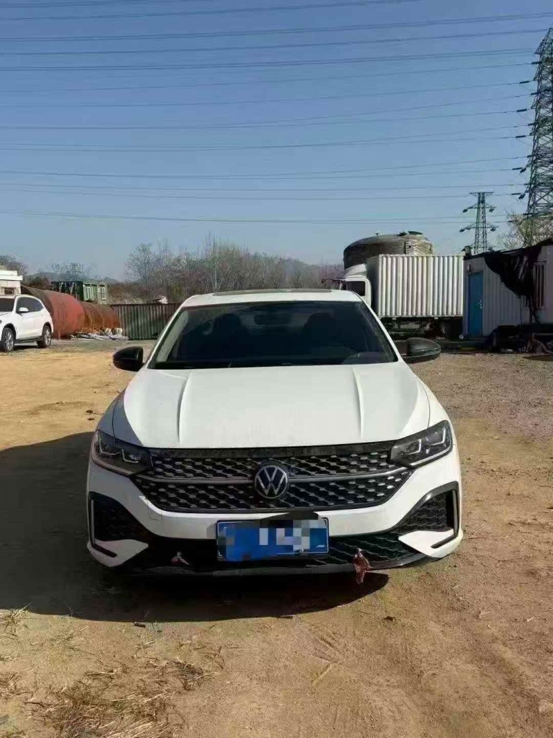 枣庄23年大众朗逸1