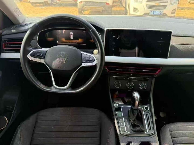 枣庄23年大众朗逸5