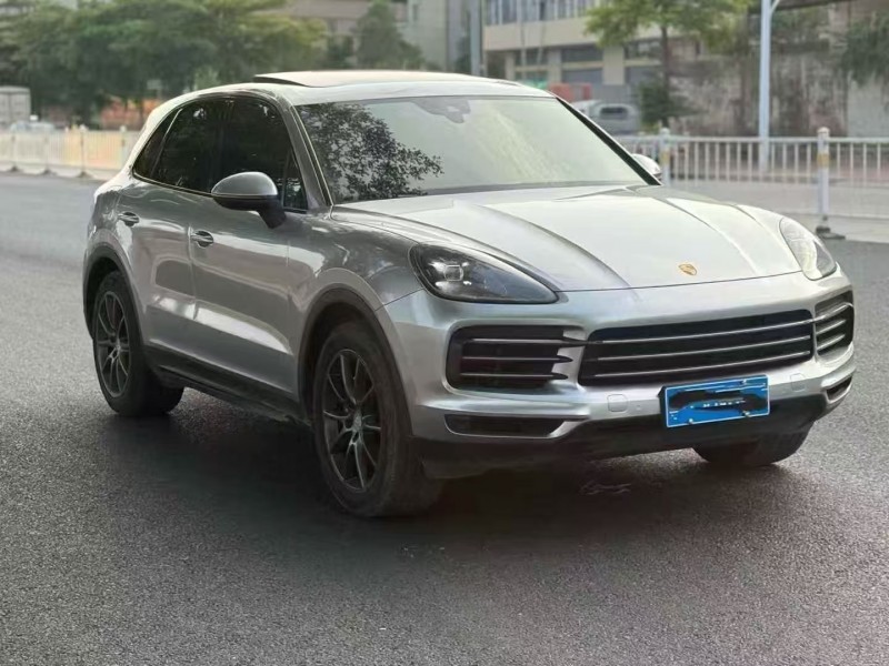 广州20年保时捷卡宴2