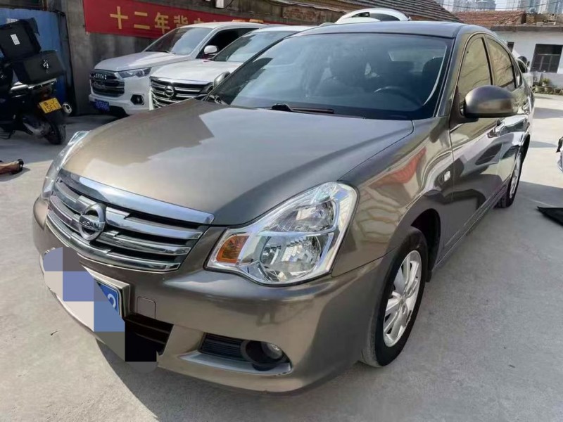 泰安18年日产轩逸2