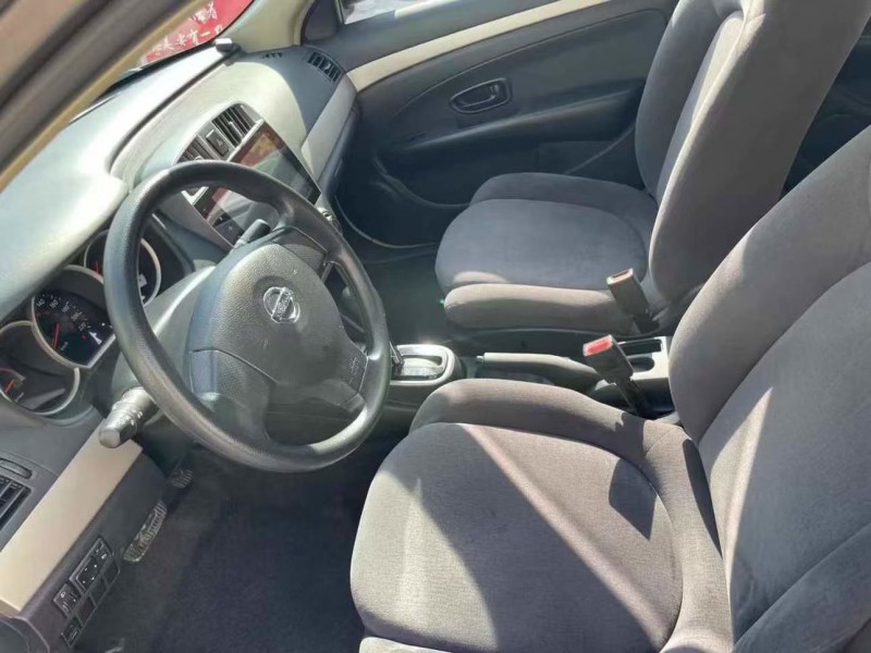 泰安18年日产轩逸9