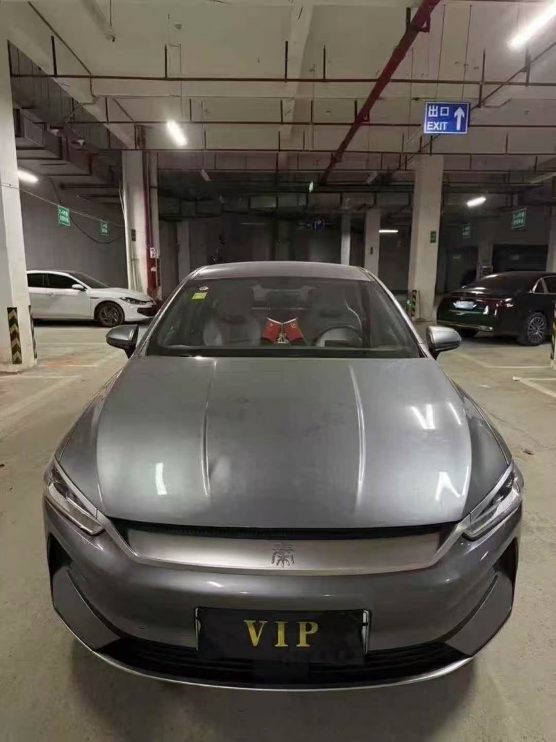 贵阳25年比亚迪秦1