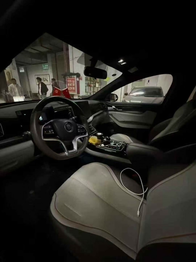 贵阳25年比亚迪秦4