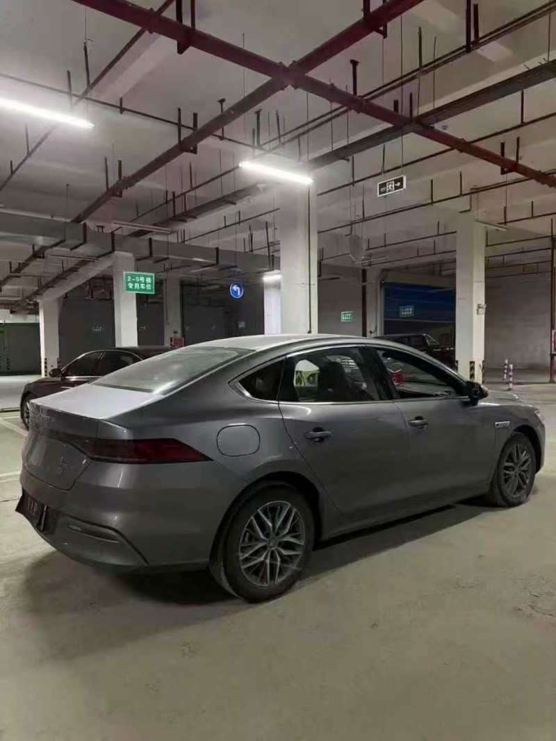 贵阳25年比亚迪秦7