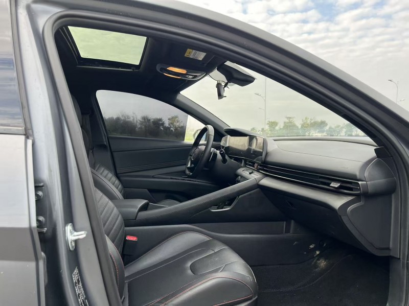 盐城24年现代伊兰特6