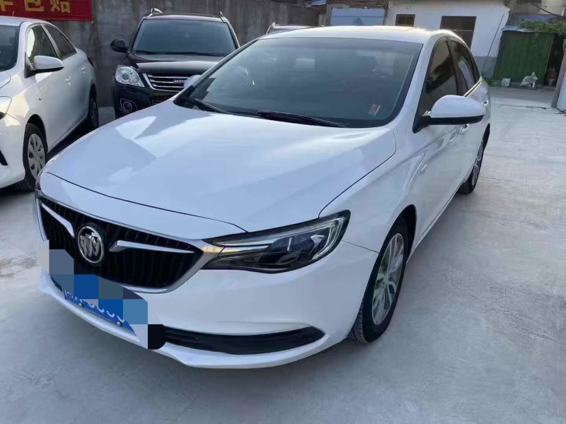 泰安18年别克英朗6