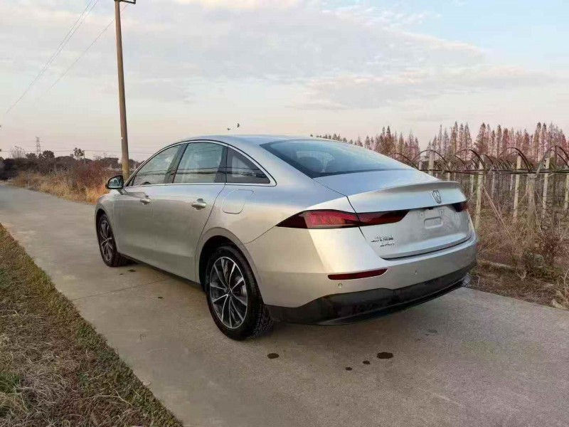 金华25年荣威D78