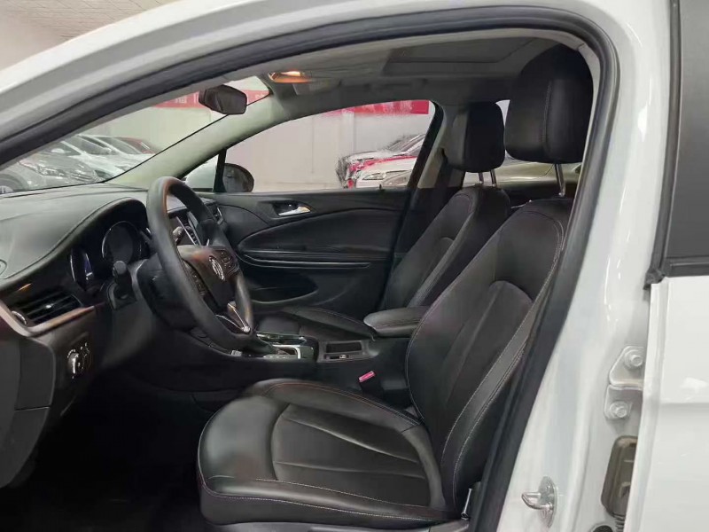 泰安20年别克威朗5