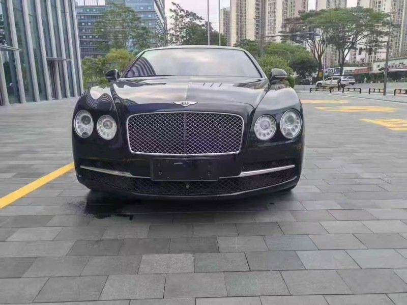 广州14年宾利飞驰1