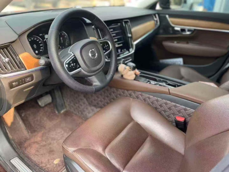 威海19年沃尔沃S904