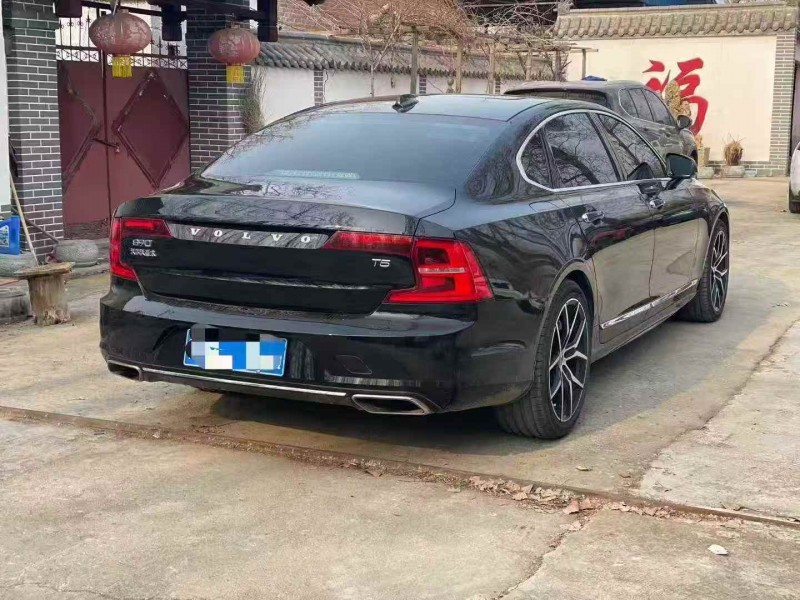 威海19年沃尔沃S908