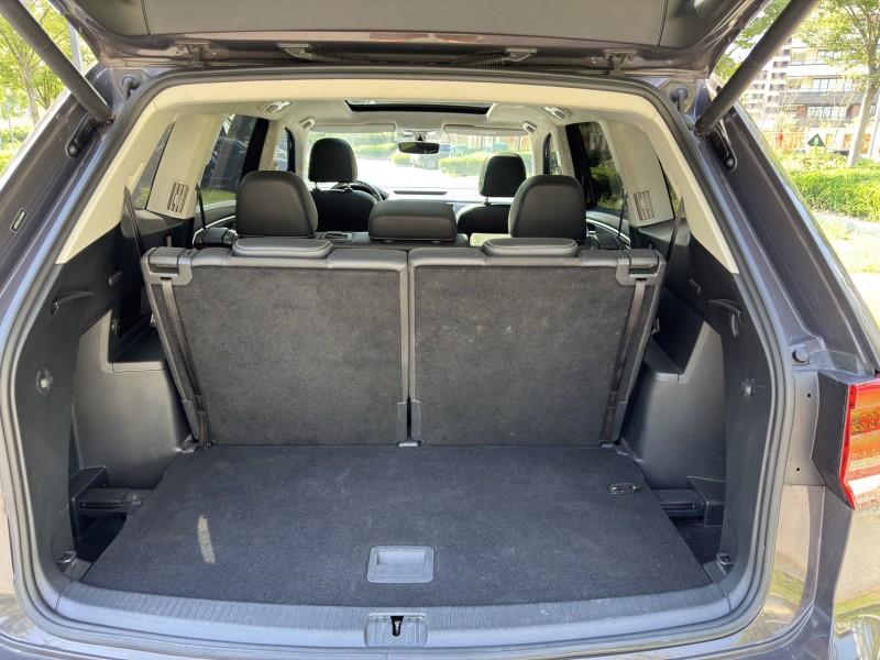 盐城20年大众途昂8