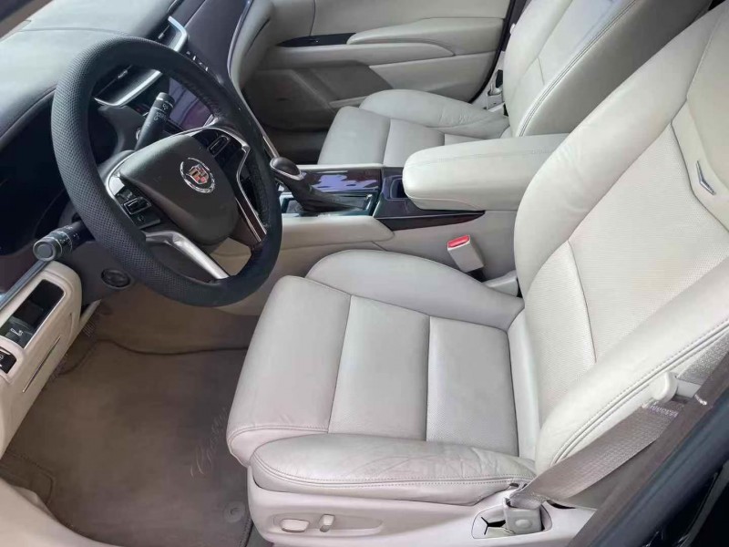 泰安15年凯迪拉克XTS8