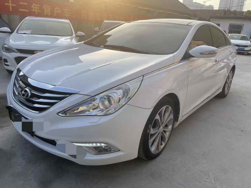 泰安15年现代索纳塔2