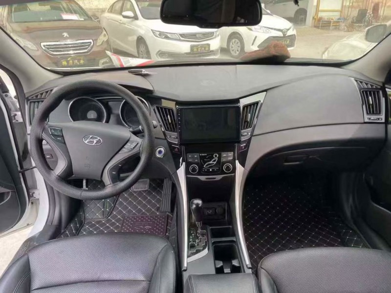 泰安15年现代索纳塔7