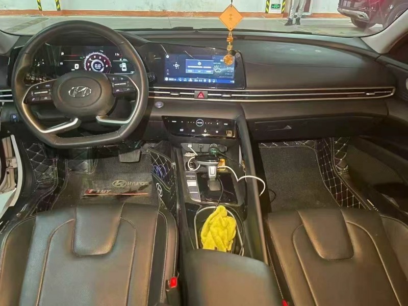 苏州23年现代伊兰特5