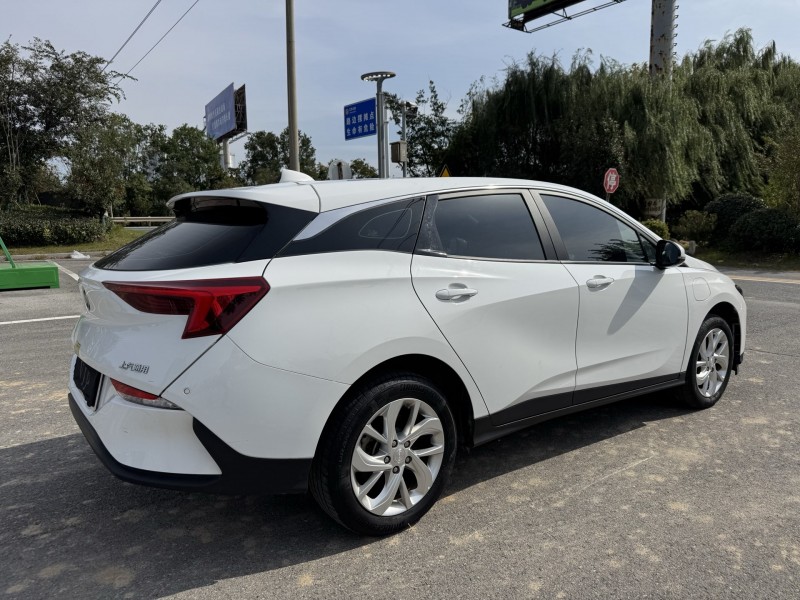 盐城24年别克微蓝5