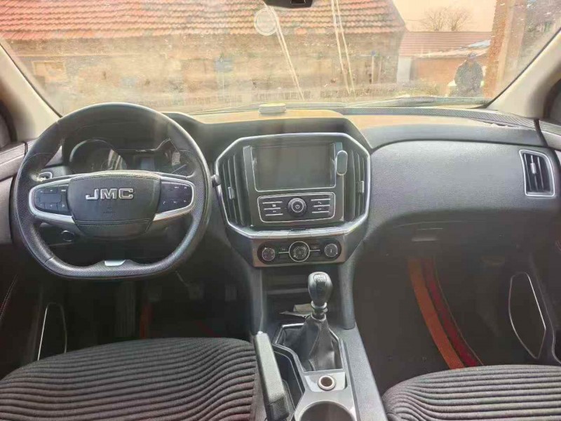 济宁20年江铃域虎4