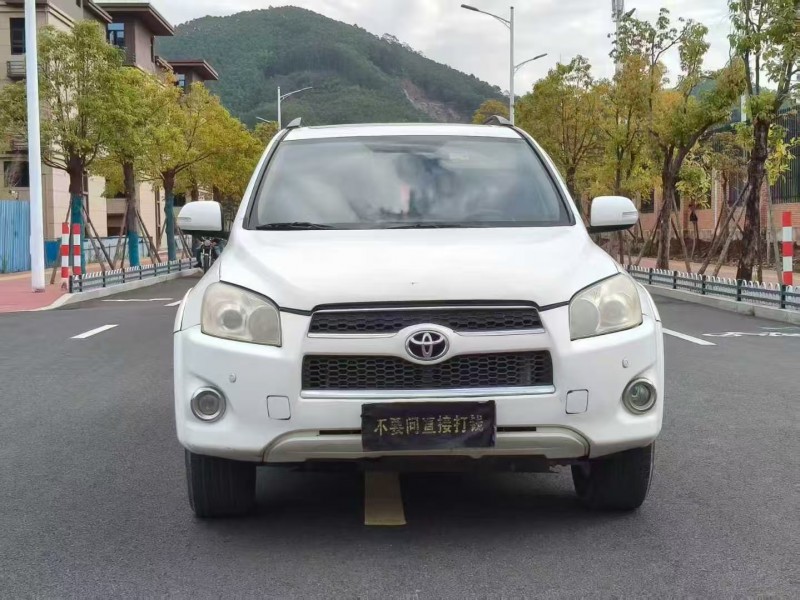 广州12年丰田RAV4荣放1