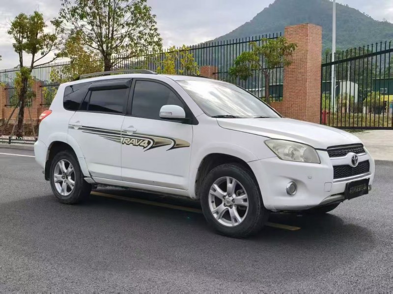 广州12年丰田RAV4荣放3