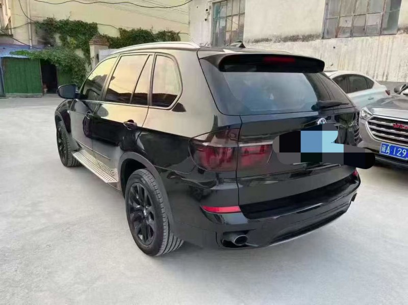 泰安13年宝马X53