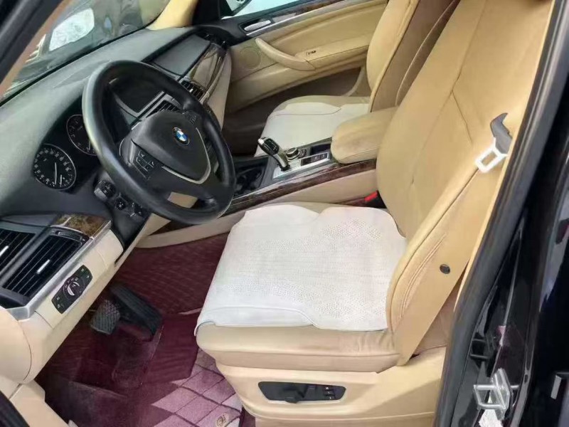 泰安13年宝马X54