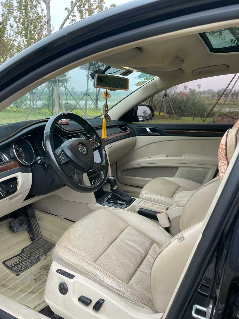 宿迁14年斯柯达昊锐6