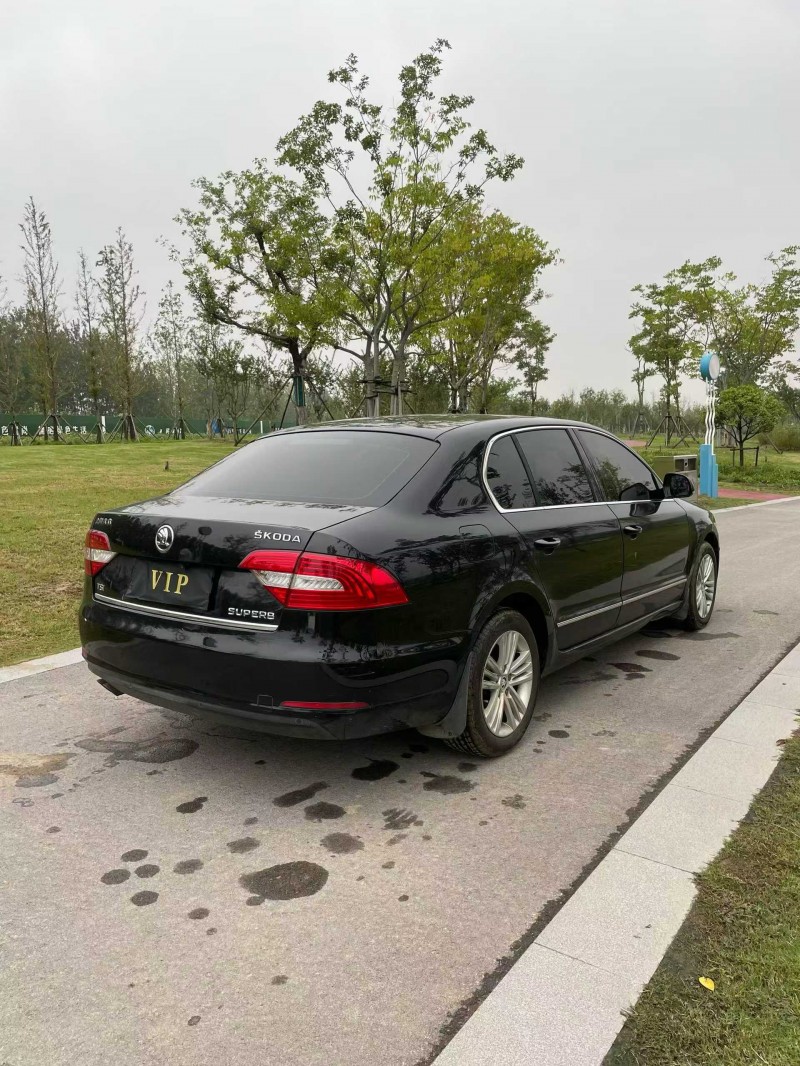 宿迁14年斯柯达昊锐8