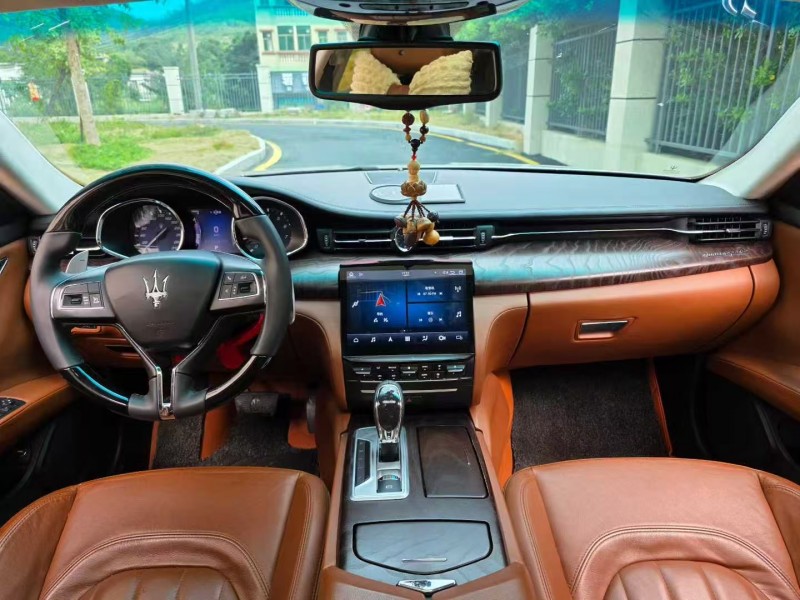 广州15年玛莎拉蒂总裁4