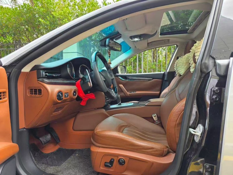 广州15年玛莎拉蒂总裁6