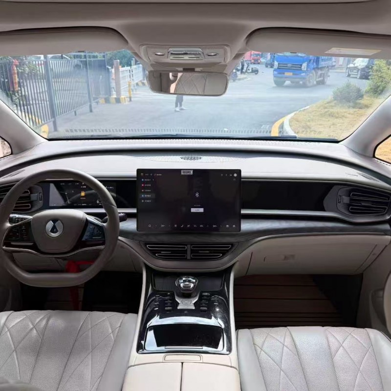 广州23年腾势D95