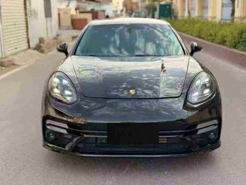 福州15年保时捷帕拉梅拉1