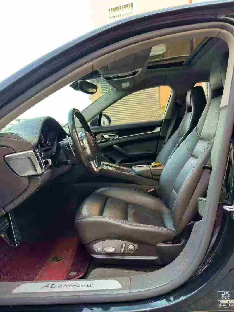 福州15年保时捷帕拉梅拉3