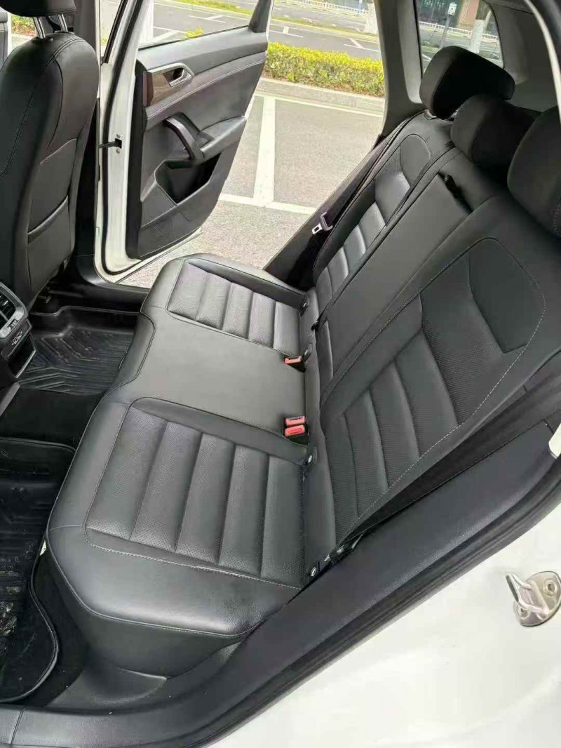 淮安19年大众途岳7