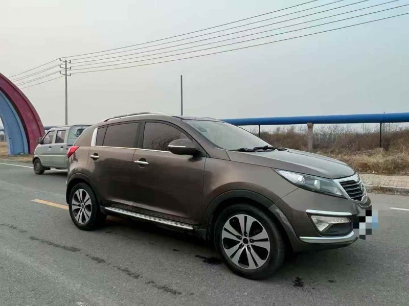 烟台13年起亚智跑3