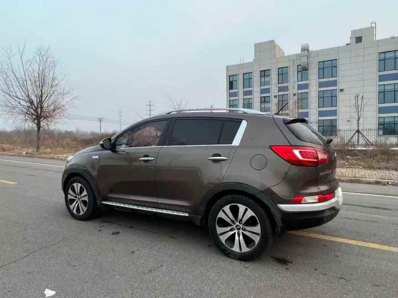 烟台13年起亚智跑8