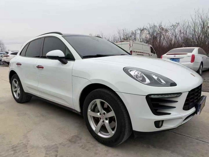 淄博17年保时捷Macan3