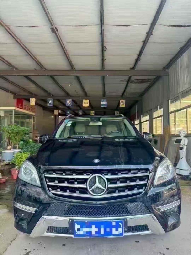 泰安13年奔驰ML1