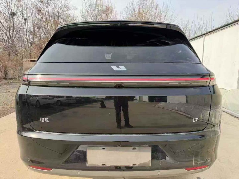 东营23年理想L79